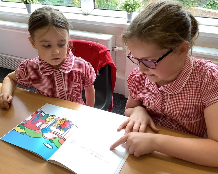 Image of Class 1 and Class3 Shared reading